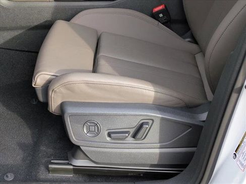 New 2025 Audi Q5 Premium Plus image 4