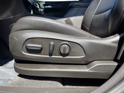 Used 2022 Chevrolet Equinox RS w/ RS Leather Package image 10