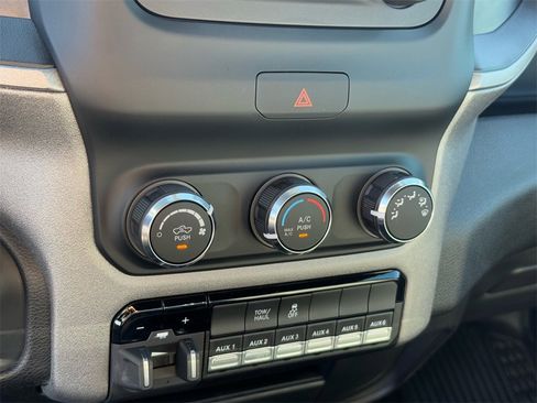 Used 2024 RAM 2500 Tradesman w/ Snow Chief Group image 27