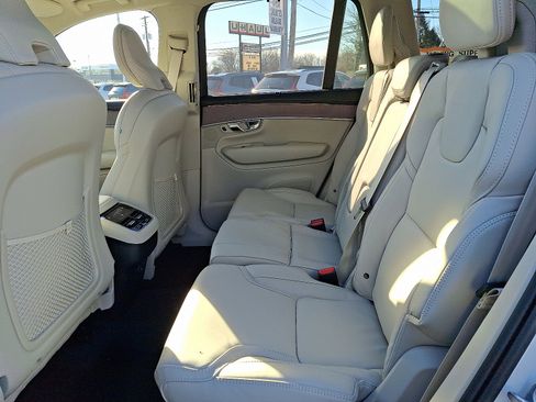 New 2026 Volvo XC90 B6 Ultra w/ Protection Package image 5