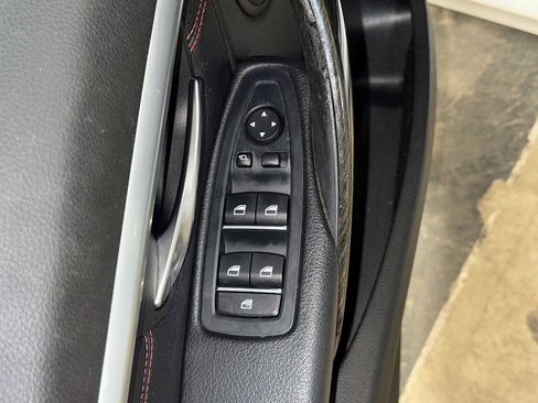 Used 2017 BMW 330i xDrive 330i xDrive image 23