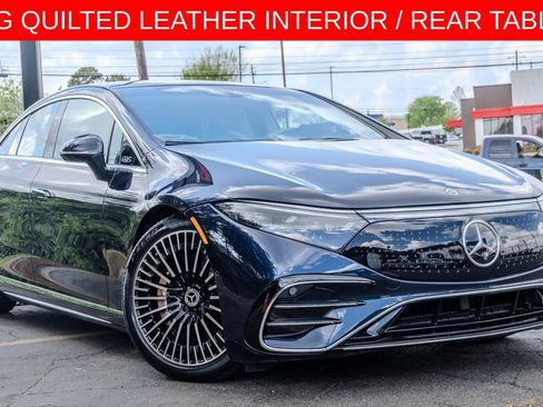 Used 2023 Mercedes-Benz EQS 580 4MATIC Sedan image 3
