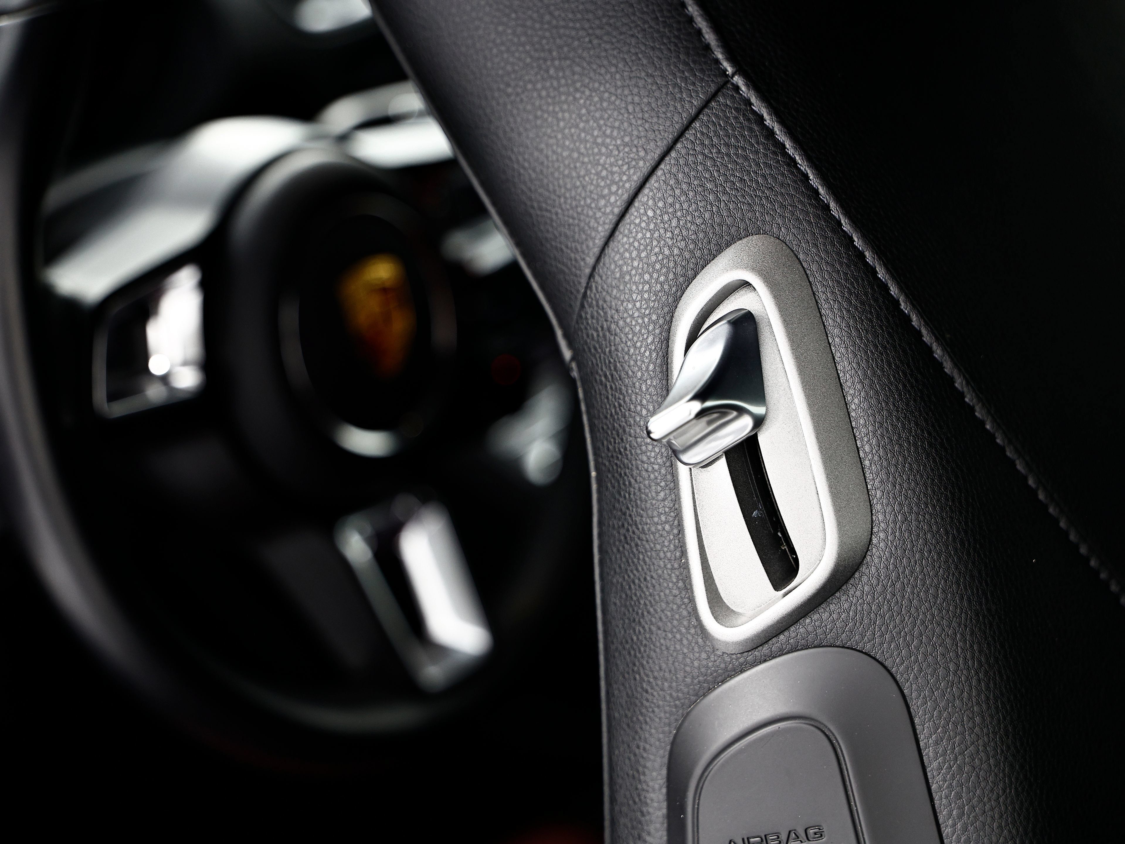 Used 2018 Porsche 718 Cayman S RWD image 25