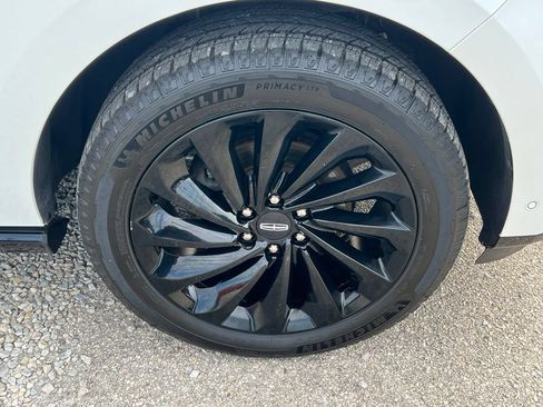 Used 2021 Lincoln Navigator Reserve AWD/4WD image 10