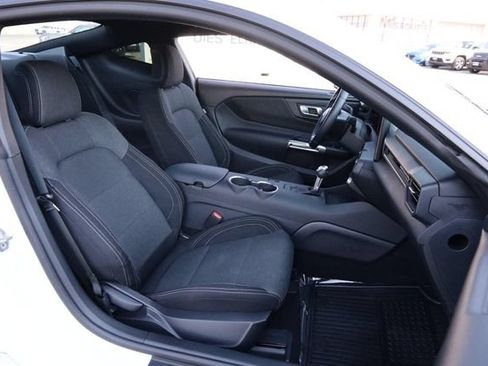 Certified 2025 Ford Mustang Coupe RWD image 22