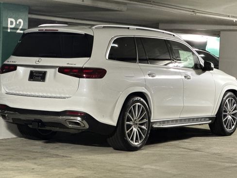 New 2026 Mercedes-Benz GLS 580 4MATIC image 8
