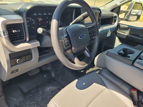 New 2025 Ford F550 4x4 SuperCab Super Duty image 21