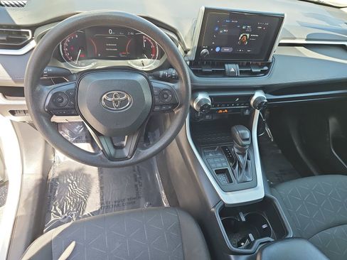 Used 2023 Toyota RAV4 XLE AWD/4WD image 15