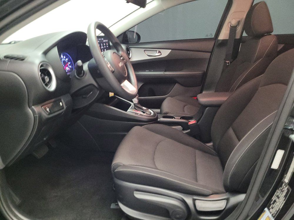 Used 2023 Kia Forte LXS FWD image 17