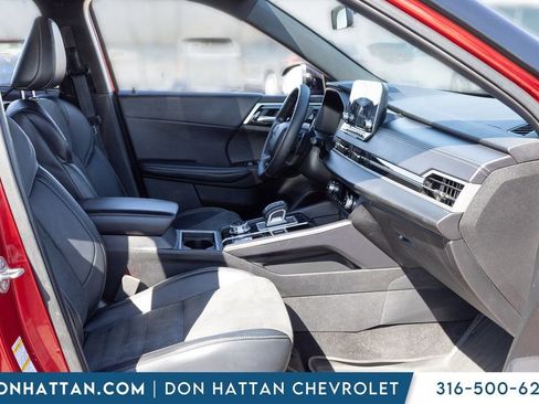 Used 2024 Mitsubishi Outlander SE image 16