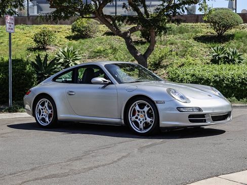 Used 2006 Porsche 911 Carrera S RWD image 7