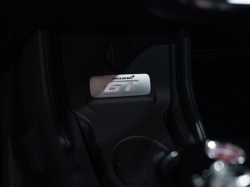 Used 2021 McLaren GT image 49