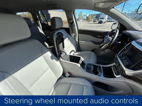 Used 2023 GMC Acadia SLT image 28