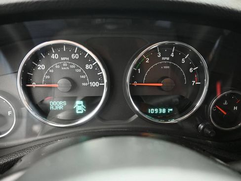 Used 2015 Jeep Wrangler Unlimited Sport w/ Quick Order Package 24S AWD/4WD image 14
