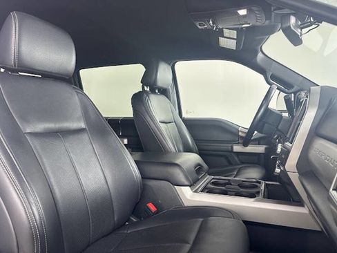 Used 2022 Ford F250 Lariat w/ Lariat Value Package image 16