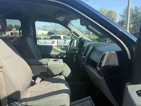 Used 2016 Ford F150 XLT w/ Equipment Group 301A Mid AWD/4WD image 10