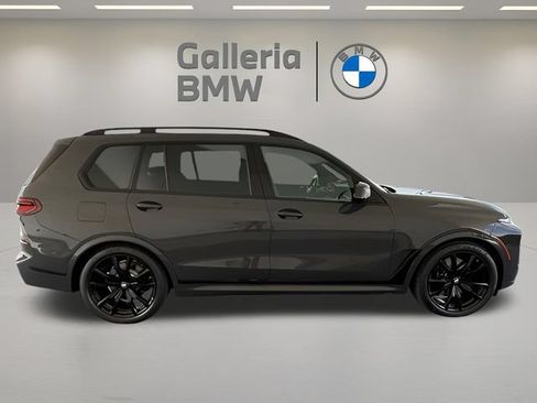 Used 2026 BMW X7 xDrive40i w/ M Sport Package AWD/4WD image 7