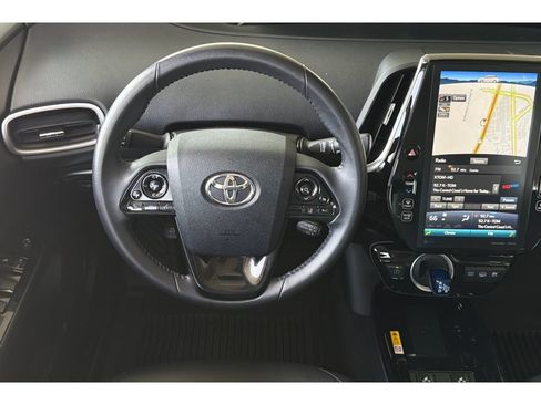Used 2022 Toyota Prius Prime XLE FWD image 15