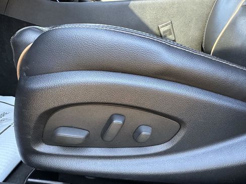 Used 2014 Chevrolet Impala LTZ image 10