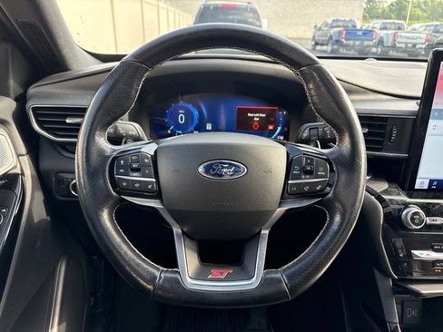 Used 2022 Ford Explorer ST w/ Equipment Group 401A AWD/4WD image 11