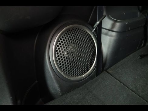 Used 2016 Mitsubishi Outlander SEL AWD/4WD image 24