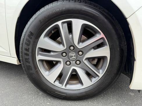 Used 2016 Honda Odyssey Touring image 43