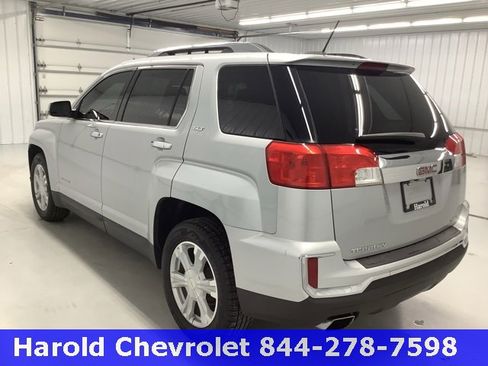 Used 2017 GMC Terrain SLT image 4