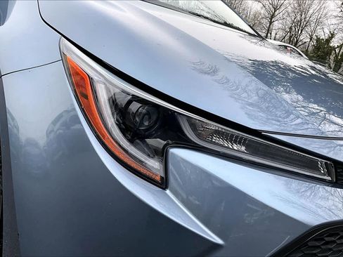 Used 2022 Toyota Corolla LE w/ Body Protection Package (TMS) FWD image 27