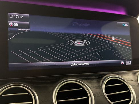 Used 2019 Mercedes-Benz E 300 image 23