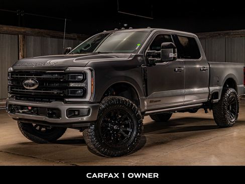 Used 2025 Ford F350 Platinum w/ Tremor Off-Road Package AWD/4WD image 5