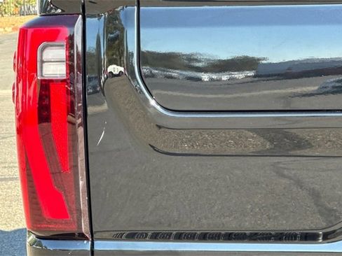 Used 2024 GMC Sierra 2500 Denali w/ Denali Reserve Package image 45