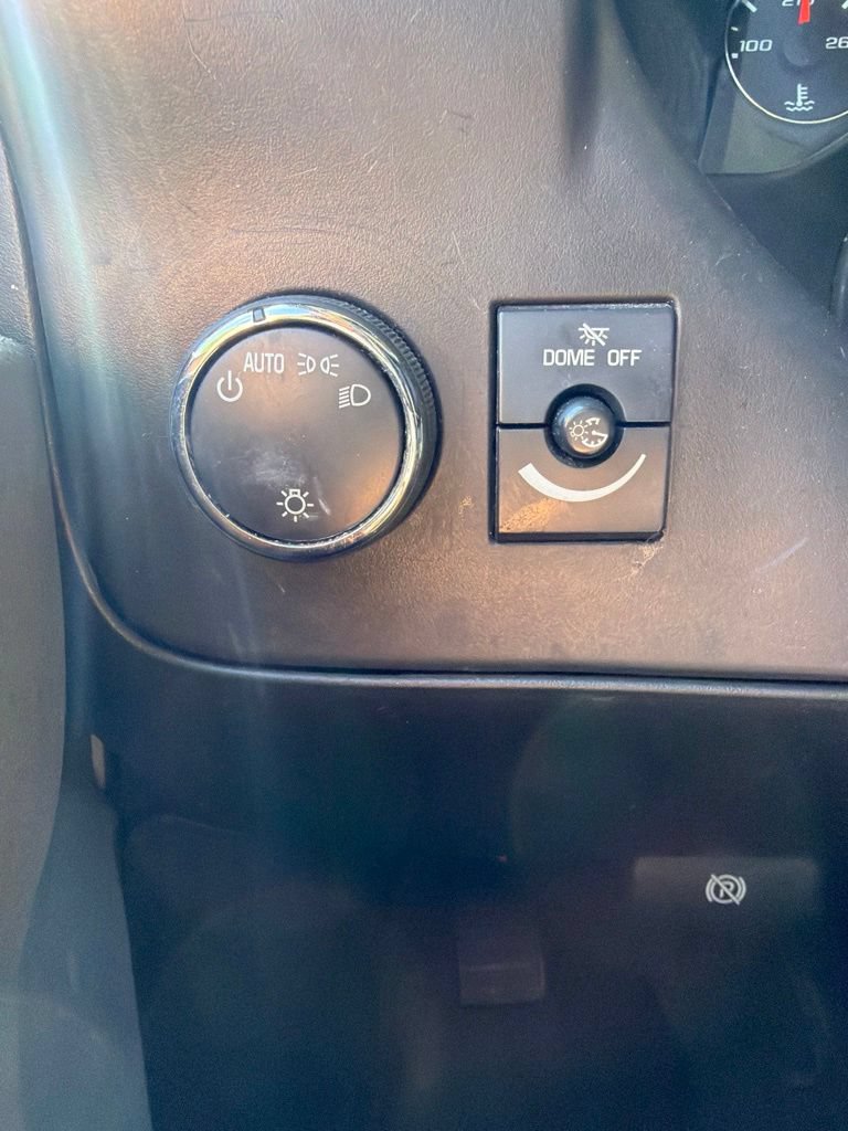 Used 2022 Chevrolet Express 2500 w/ Driver Convenience Package RWD image 18
