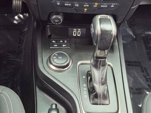 Used 2021 Ford Ranger XLT w/ Equipment Group 301A Mid AWD/4WD image 12