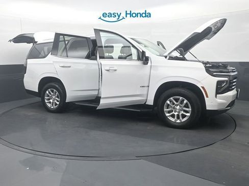 Used 2025 Chevrolet Tahoe LT image 35