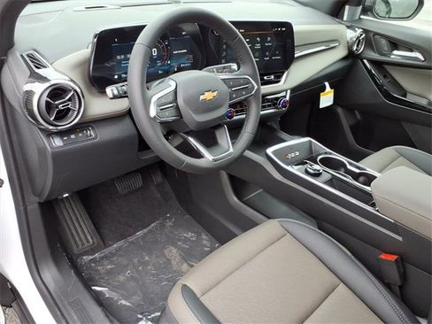 New 2026 Chevrolet Equinox LT w/ Convenience Package II image 5