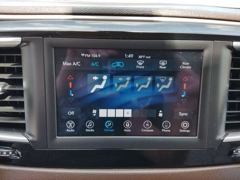 Used 2021 Chrysler Voyager Lxi FWD image 20