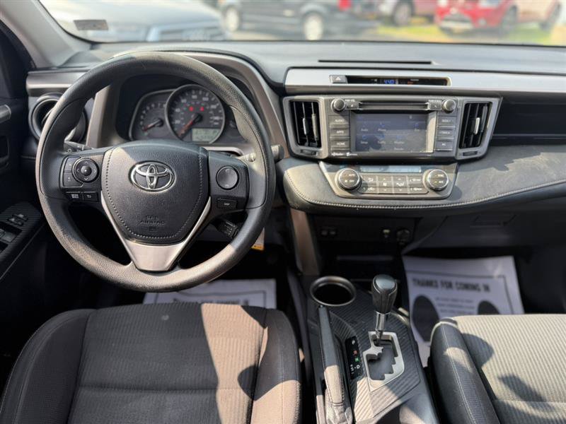 Used 2015 Toyota RAV4 XLE FWD image 23