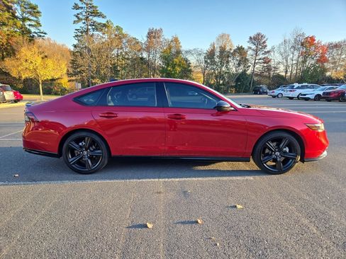 Used 2023 Honda Accord Sport image 7