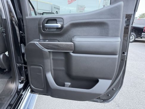 Used 2020 Chevrolet Silverado 1500 LTZ w/ LTZ Plus Package image 17