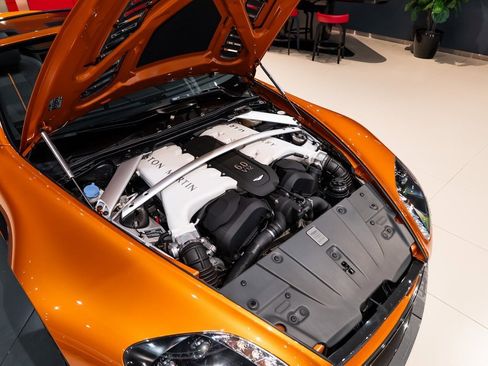 Used 2015 Aston Martin V12 Vantage S image 15