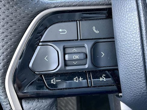 Used 2026 Toyota Sequoia Platinum image 21