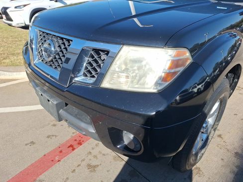 Used 2012 Nissan Frontier SV w/ SV Premium Utility Pkg image 10