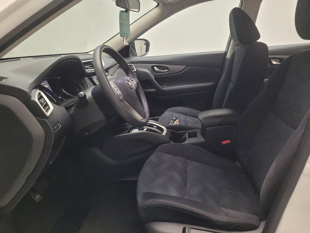 Used 2016 Nissan Rogue S FWD image 17