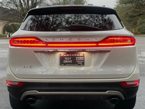 Used 2019 Lincoln MKC Premiere FWD image 7