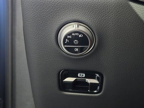 New 2026 Mercedes-Benz GLC 300 GLC 300 Coupe image 23