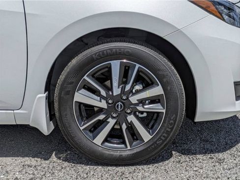 New 2025 Nissan Versa SR w/ Trunk Package FWD image 11