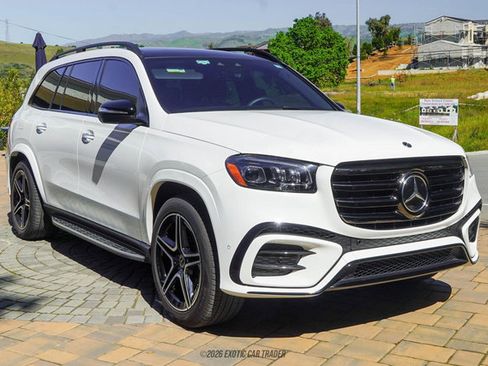 Used 2024 Mercedes-Benz GLS 450 4MATIC image 12