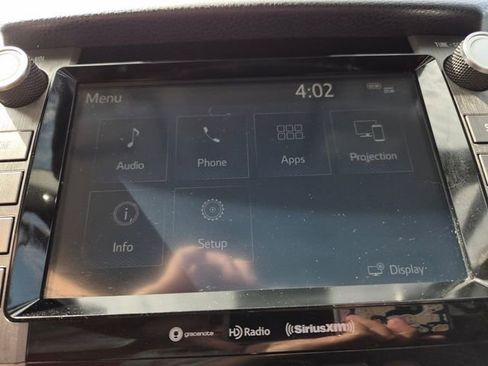 Used 2020 Toyota Tundra SR5 w/ SR5 Convenience Package AWD/4WD image 22