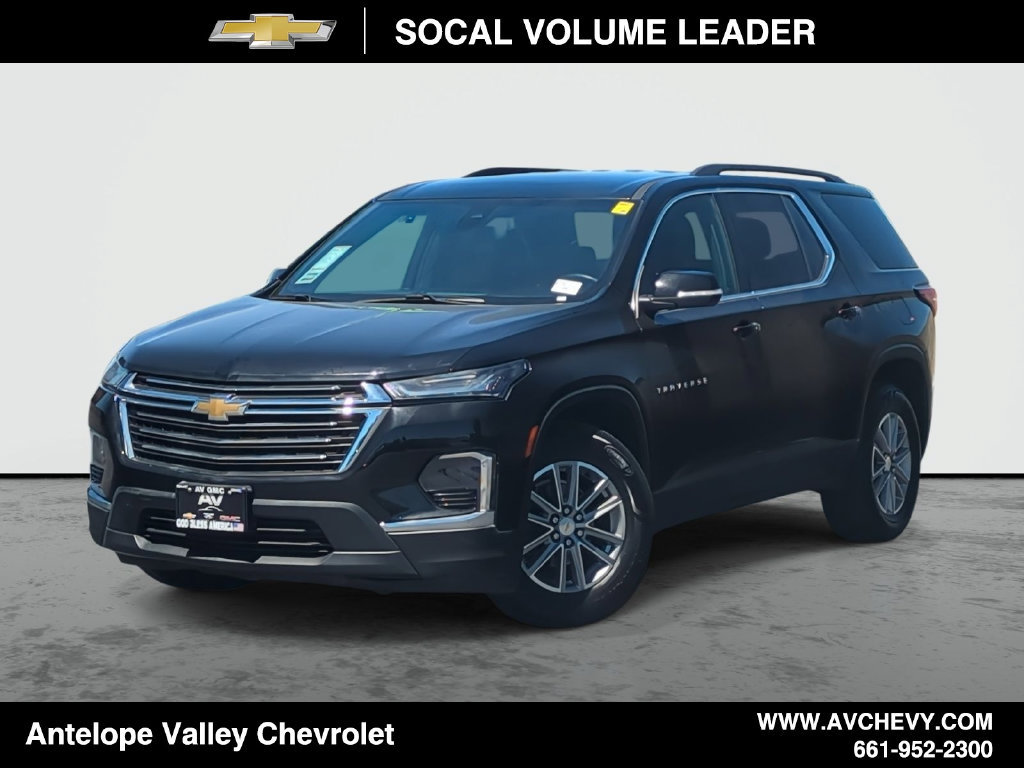 Used 2023 Chevrolet Traverse LT FWD image 1