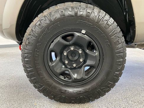 Used 2011 Toyota Tacoma PreRunner w/ SR5 Pkg #2 image 21